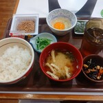 Sukiya - 納豆たまかけ朝食（ご飯ミニ）［クーポン利用で270円］
