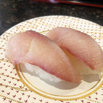 回転寿司 日本海 - 追加オーダーの「ガンドブリ」。
イイ感じで脂が乗っていて美味しい♪