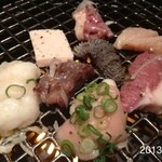 町屋やきにく密陽家 - 2013.1.20(日)17時 1名予約 塩ホルモン盛り合わせ715円＼(^o^)／