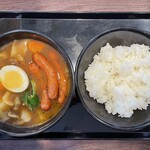 ＣｏＣｏ壱番屋 - ライスは２００ｇ
