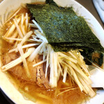 しょうゆとんこつラーメン 匠家 - 