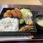 そば処山水 - 料理写真:ヒレカツ定食