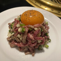 焼肉　福々 - 塩ユッケチュセヨ。美味エヨ
