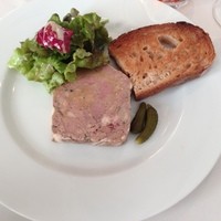Benoit Alain Ducasse - 前菜：鶏の白レバーのパテ