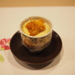 うを徳 - カニの茶碗蒸し　ウニ乗せ