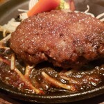 熟成肉と手作りソーセージの旨安ワイン酒場炭焼グリル　孫三郎 - 