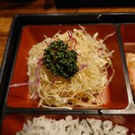 Katsuyoshi - とんかつ屋さんならではの、美味しいシャキシャキキャベツ。