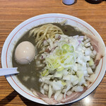 nibo - 濃厚ニボそば 醤油 玉ねぎ 味たまトッピング