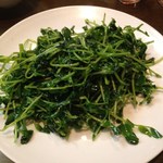 海上海 - 豆苗のあっさり炒め（650円）