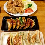 やみつきの安龍 - やみつき餃子　大根おろし揚げ餃子　紀の国みかんどりもも唐揚げ