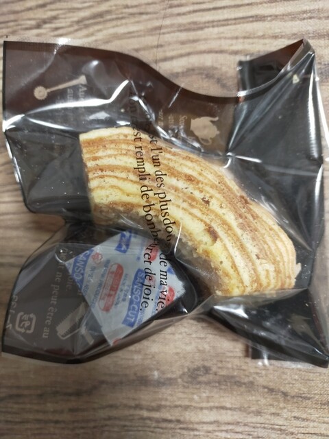 ブルージュ プリュス 花巻店 &ndash; バームクーヘン専門カフェの魅力と口コミ