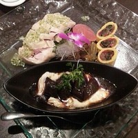 中国料理 かなめ - 前菜三種（蒸し鶏、くらげ、その他）