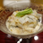 銀座 しのはら - ぶつ切りの河豚