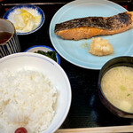 季節料理 魚竹 - シャケとヅケ定食　1400