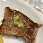 鳴子ホテル - ステーキ、山葵を添えて。
      辛くな〜い。