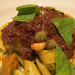 IL TEATRINO DA SALONE - ブシャーテ　蛸のラグーソース：蛸の赤ワイン・ラグーソースのパスタ、バジルとケッパー、松の実をあしらって1