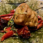 茶禅華 - 四川河豚：辛みと痺れで刺激的な四川風ふぐの唐揚げ