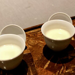 茶禅華 - 杏仁豆腐２種（温、冷）