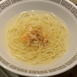 茶禅華 - 蟹のXO醬を清湯麺に入れて味変化