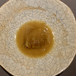 茶禅華 - 紅焼魚翅：ふかひれの姿煮