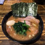 家系ラーメン クックら - ラーメン750円麺硬め。海苔増し100円。