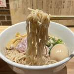 tsuminakiraxamen - スペシャル金目鯛らぁ麺
                        炙りレアチャーシュー丼
                        ハイボール