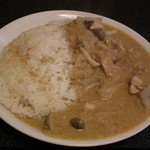 プナシプリ - 鶏肉のイエローカレー（特盛）