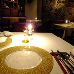 リストランテ イル コンティヌオ - 店内にうっとりです(’13.01月より)