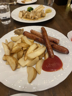 Morimori Tei - 薯條與香腸