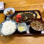 角忠 - 鉄板焼きそば定食650円