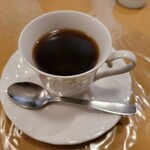 Kyara - 食後はコーヒーでまったりと。カミさんとお話しつつ。