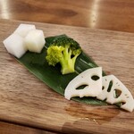 CHIKICHIKI - 野菜のピクルス。ここからスタート。