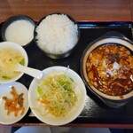 中華料理 菜香菜 - マーボ豆腐定食(税込750円)