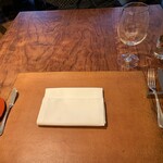 ミチノ・ル・トゥールビヨン - 素敵なテーブル