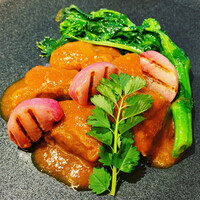 ミチノ・ル・トゥールビヨン - 石田羊めん牧場のサウスダウンのナバラン　チーマデラバ、ピーチ蕪をあしらって