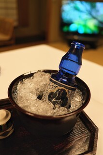 Yagyuuno Shou - 冷酒の瓶、センスがいいです。