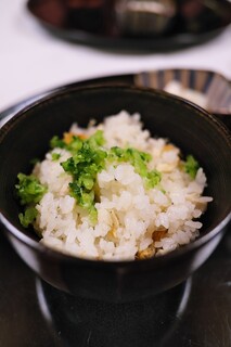 Yagyuuno Shou - 駿河飯と言われるまぜご飯。金目鯛、桜エビ、ゆず大根、かぶら菜。たっぷりの具材で大満足。