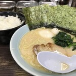 横浜家系ラーメン 魂心家 - 