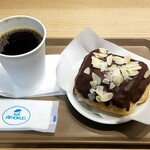 北欧 - コーヒー：245円、ショコラロール：193円