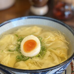 はなさき家 - カミさんが注文した塩ラーメン