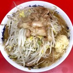 ラーメン二郎 - 『小ラーメン』(ニンニク少なめ、アブラ)