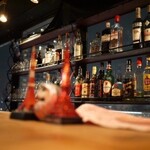 驢馬駱駝 - 広い空間の中でカウンター席がひどく暖かく楽しい♡