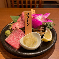 和牛焼肉 神楽坂 牛ます - 