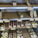 ケーワン - 運良くサンドイッチが色々ありました