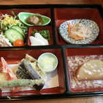 五季 - 料理写真:五季弁当B