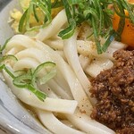 Oyaji No Seimenjo - 肉みそ混ぜうどん 麺アップ