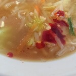 濃厚鶏白湯タンメン まつ井 - ラー油投下