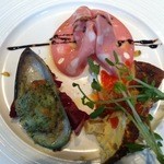 イル・ソーニョ - 季節の前菜３種盛り合わせ
                                