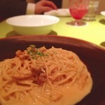 アルゾーニ・イタリア - ウニのクリームソースパスタ！濃厚な味がワインとベストマッチ。