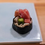 東麻布 天本 - 太巻き